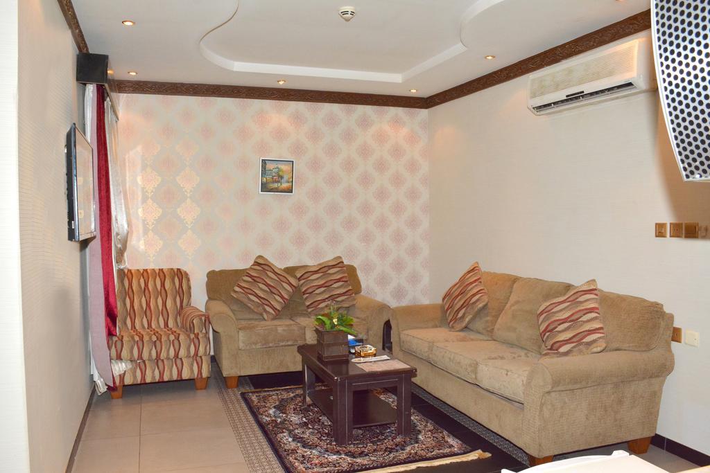 Comfort Inn Yarmukh Family Only Riyadh Exterior photo